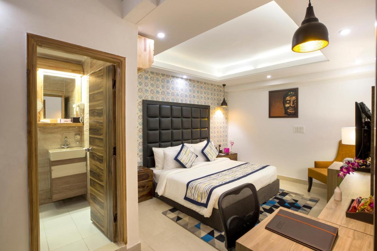 Regenta Central Noida, Sector 49 Exterior foto