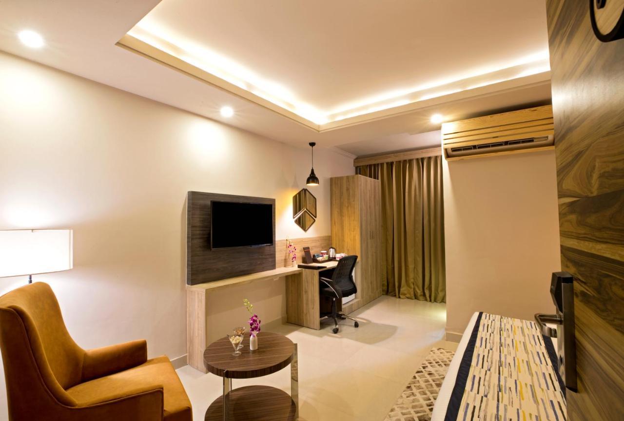 Regenta Central Noida, Sector 49 Exterior foto